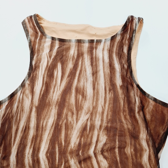 Superdown Bojana bodysuit in Brown - Picture 3 of 14